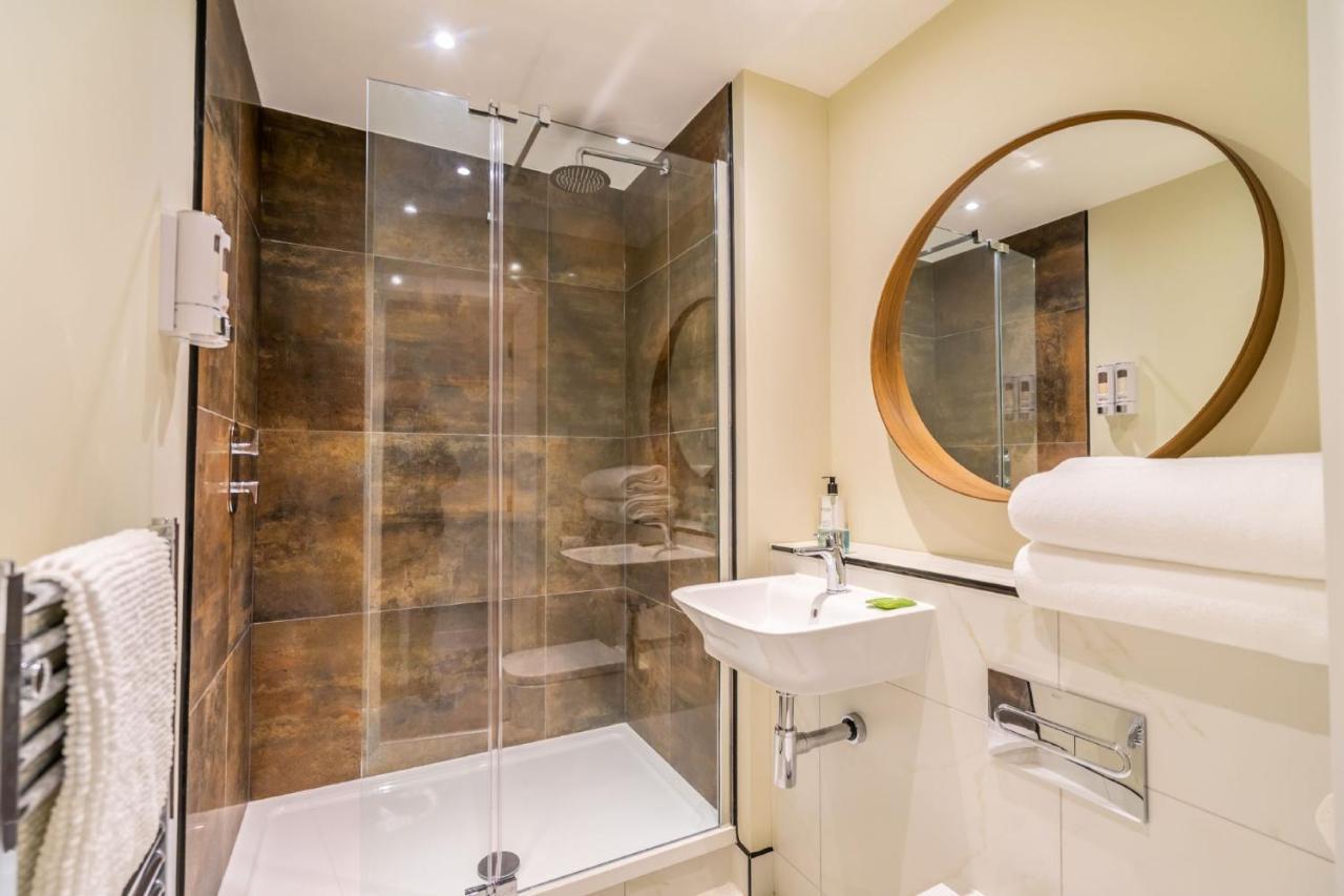 York Staycation With Free Parking Extérieur photo
