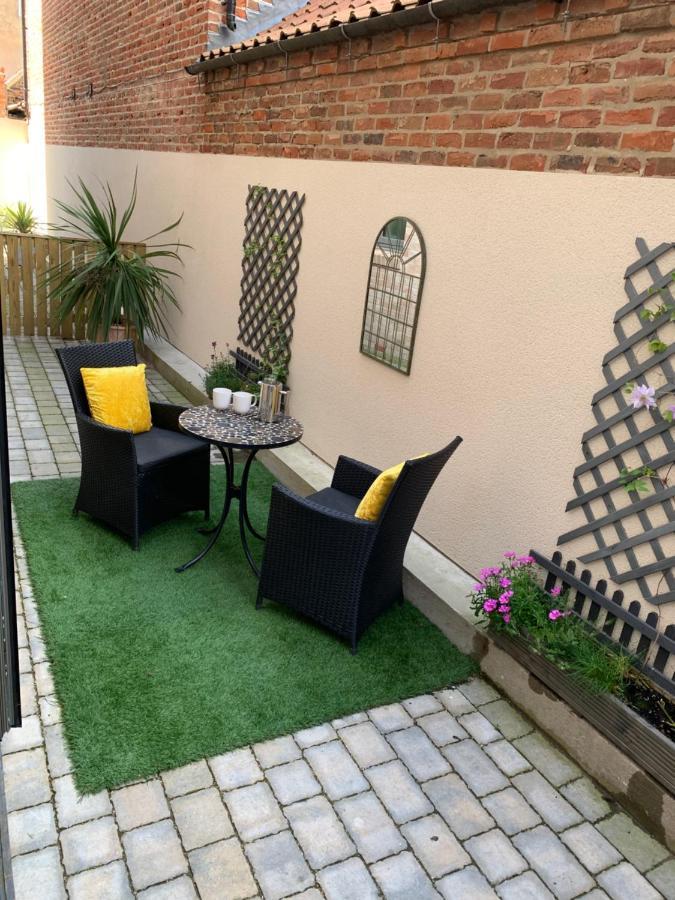 York Staycation With Free Parking Extérieur photo
